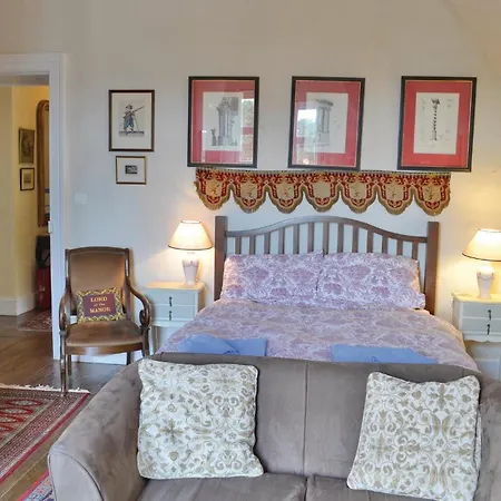 Casa de Férias Amazing In With Kitchen Marconne